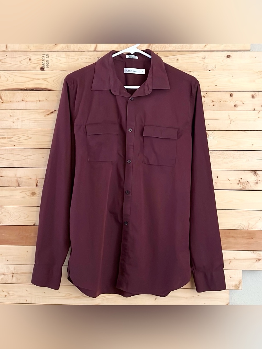 Calvin Klein Men’s Burgundy Button Down Long sleeve 100% Cotton Shirt Top Size M